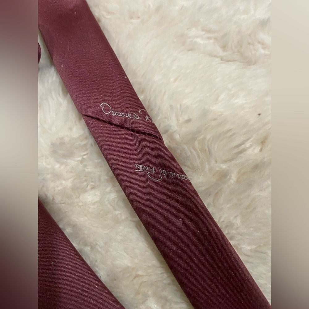 Oscar de la Renta Tie - Picture 4 of 4